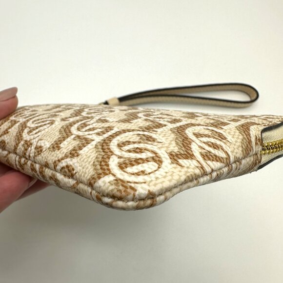 NWOT Coach Corner Zip Wristlet with Monogram Print - Gold/Chalk - Picture 6 of 11
